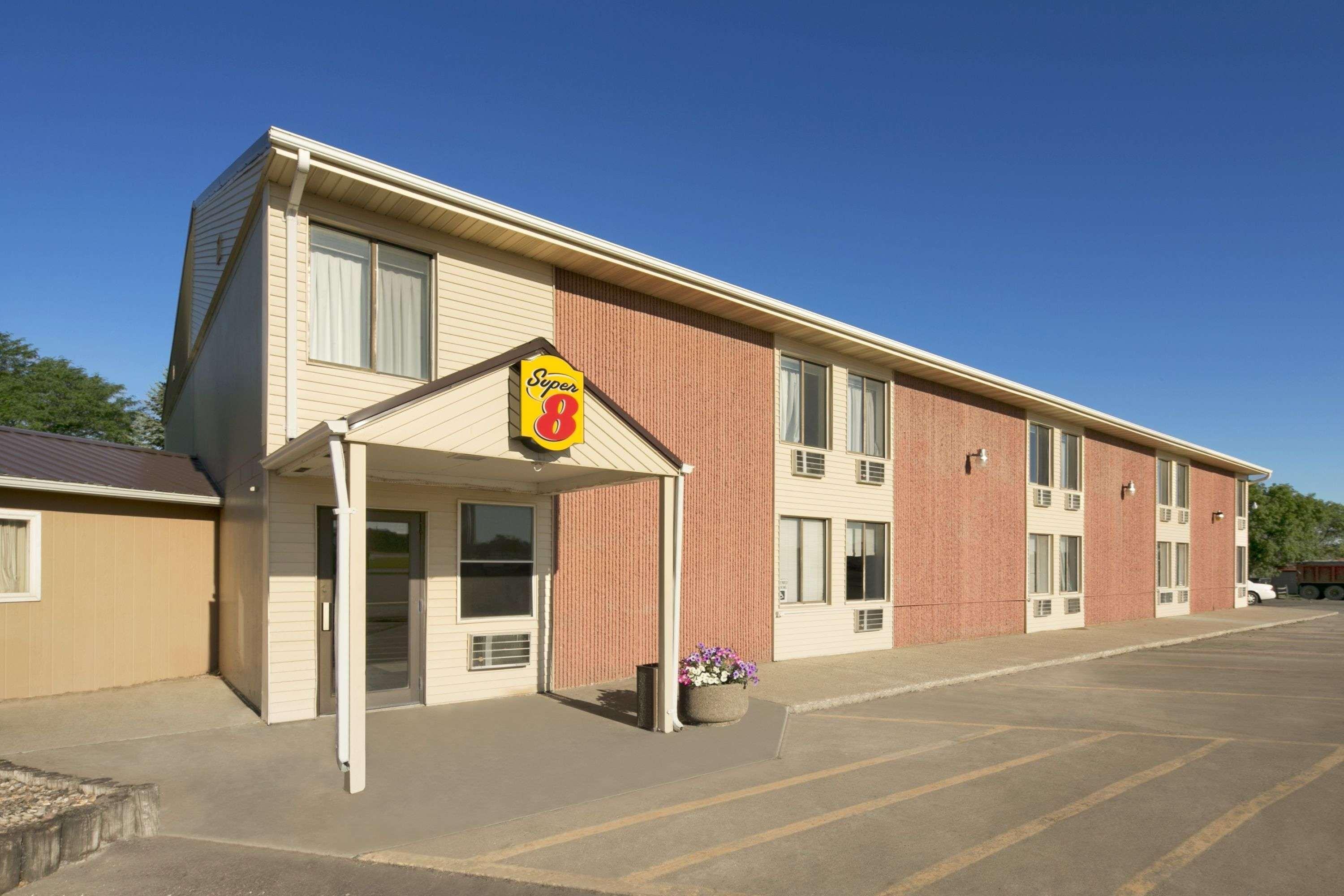 Hotel Super 8 By Wyndham Redfield Zewnętrze zdjęcie