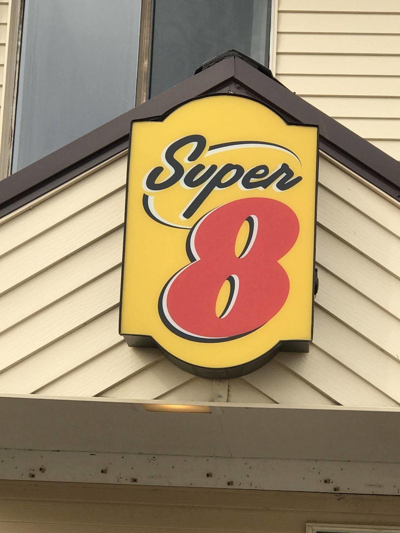 Hotel Super 8 By Wyndham Redfield Zewnętrze zdjęcie